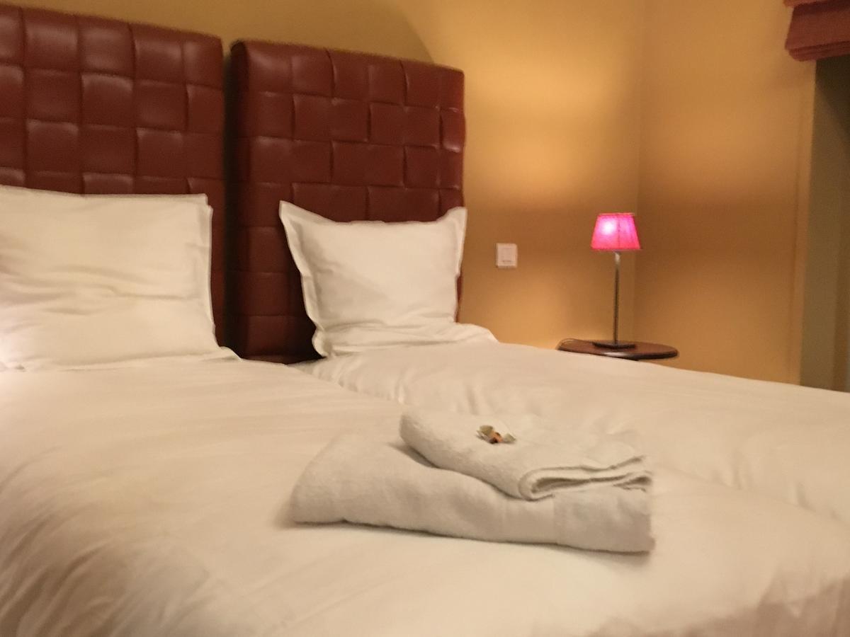 Hotel T Bed & De Tafel Avelgem Exterior foto