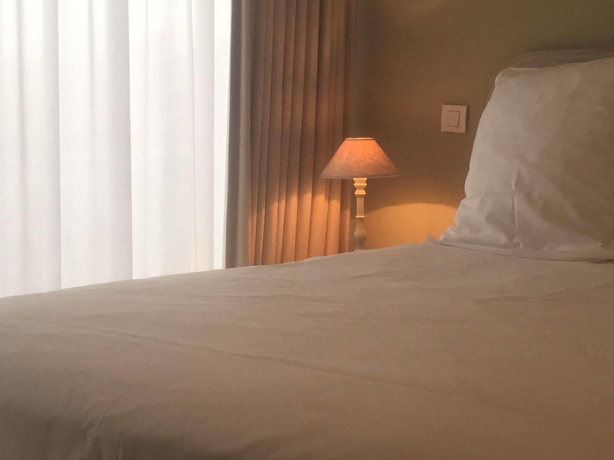 Hotel T Bed & De Tafel Avelgem Exterior foto
